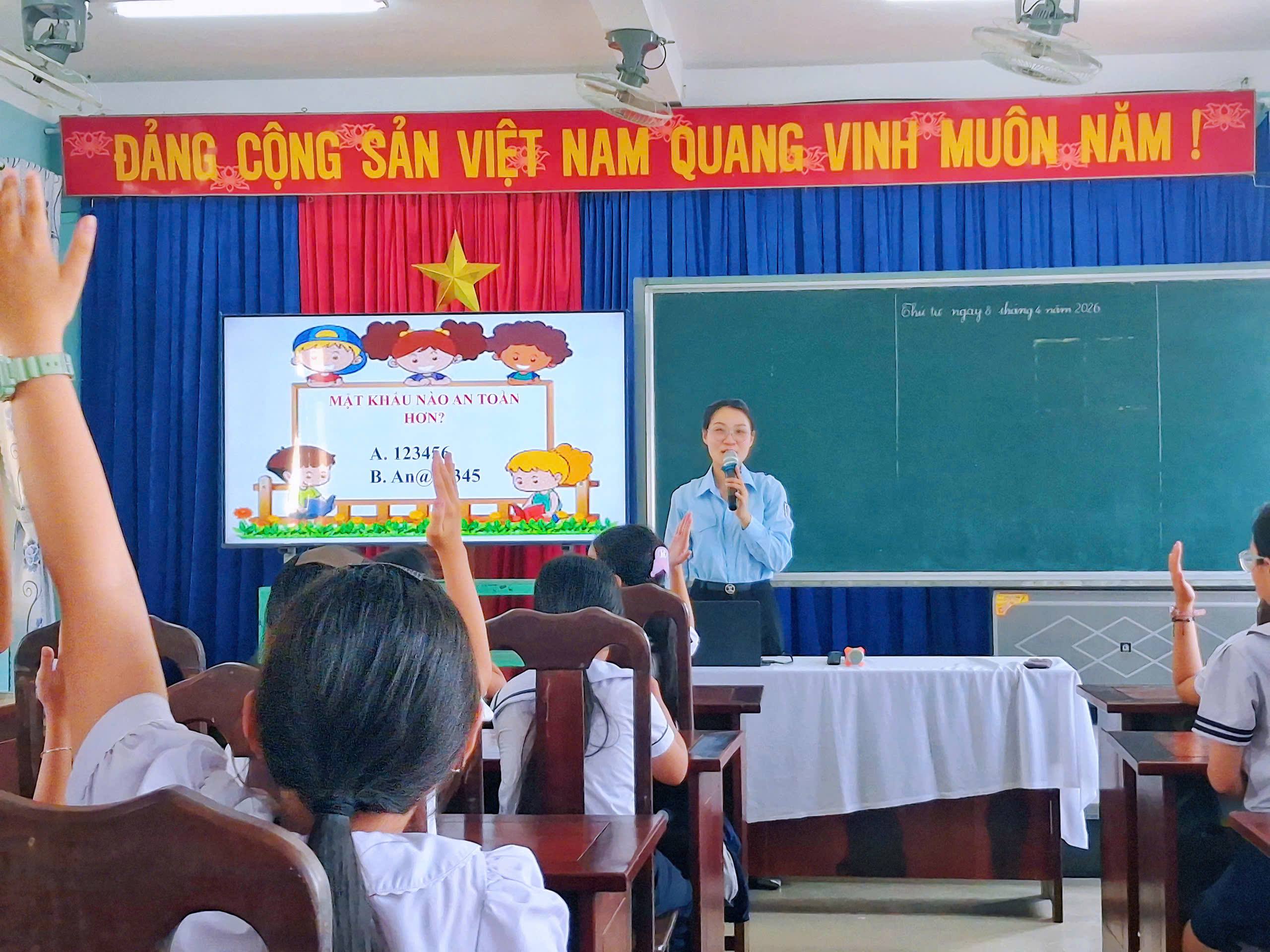 anh tin bai